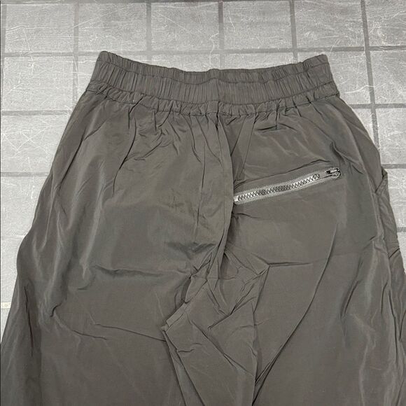 Danielle Guizio Dark Black Cargo Pants - Picture 5 of 9